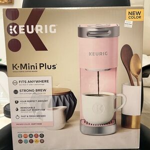 Keurig K-Mini Plus Dusty Rose Coffee Brewer